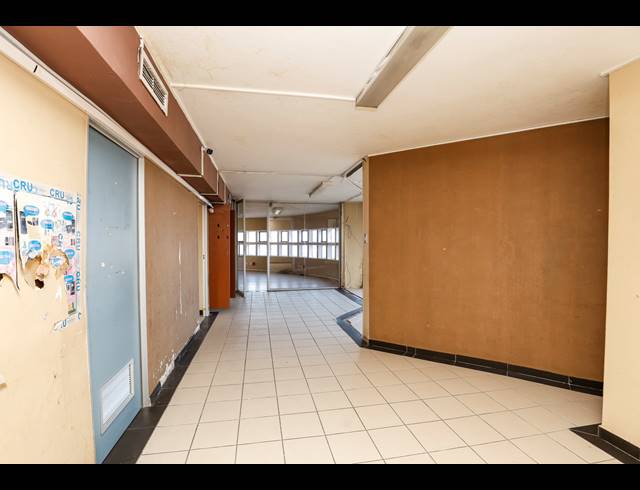 289M² OFFICE FOR SALE IN MORNINGSIDE